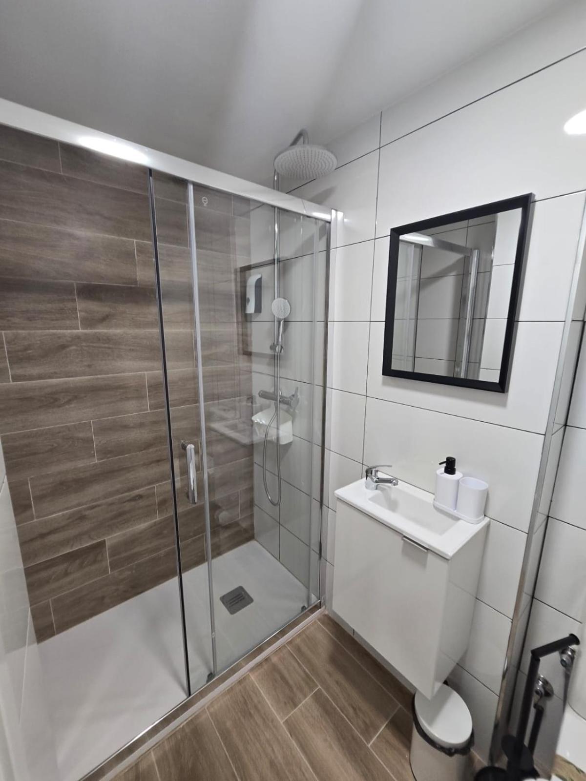 Suites Alameda Centro Levante Бенидорм Экстерьер фото